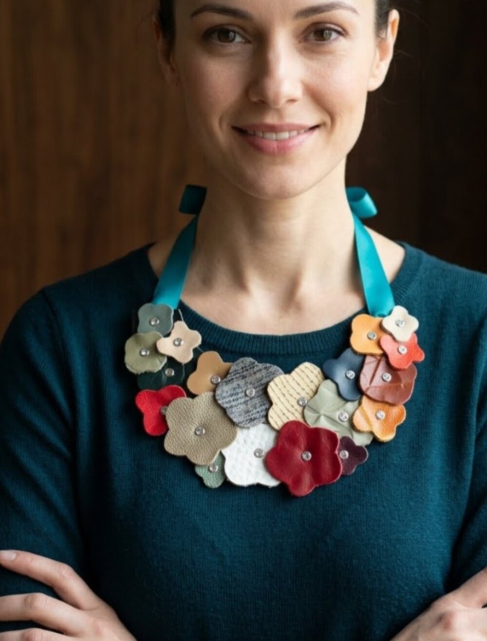 Handmade Genuine Leather Flower Bib Statement Necklace Crystal Rivets 063
